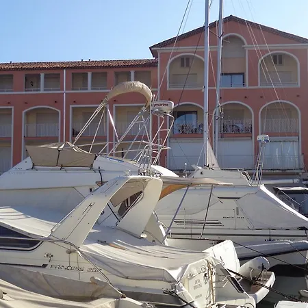 Apartment Port Les Voiles Grimaud